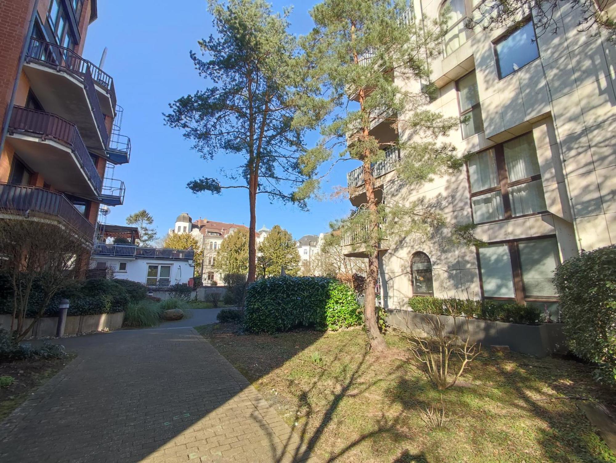 Workation Nature View Mit Balkon, Indoor Pool, Kueche Tiefgarage Auf Anfrage Apartment *